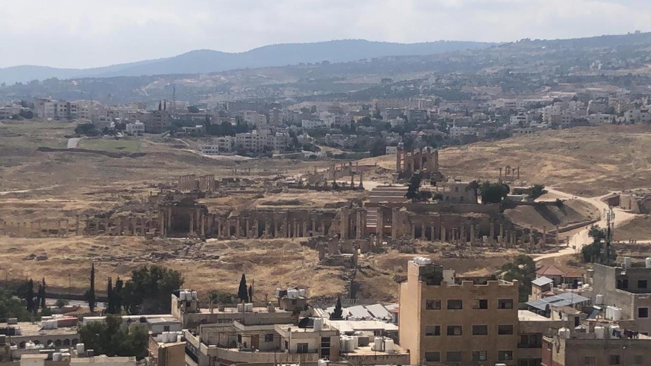 Dream House Hotel Jerash Джераш Екстер'єр фото